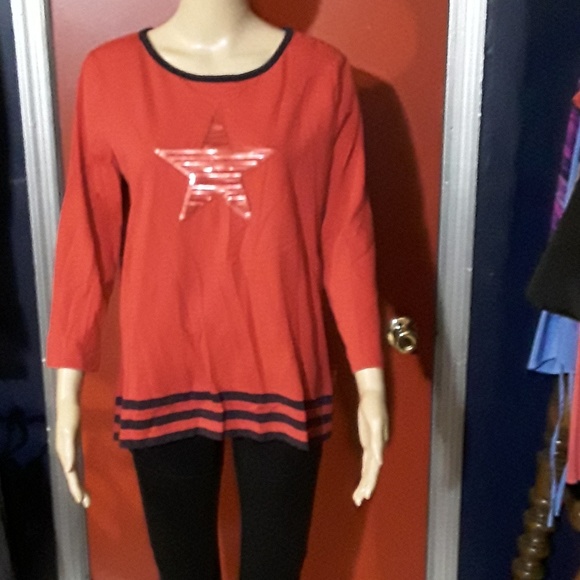 Tommy Hilfiger Tops - Tommy Hilfiger sequined star and stripes size L